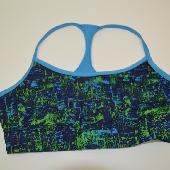 C9 women's small workout bundle tee, tank and bra - Picture 5 of 7